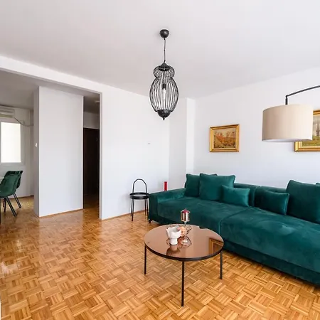 Marshal Nbg Apartment
