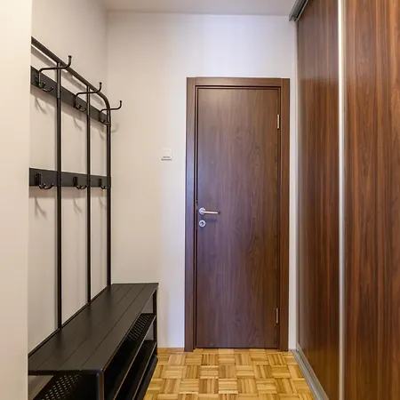 Marshal Nbg Apartmán